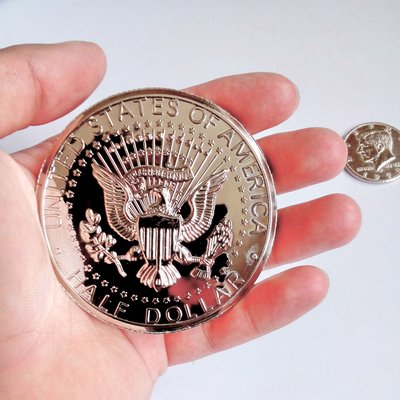 Реквізит для фокусів | Монета велика 7,5 см (50 центів) срібло CRD-0011183 фото