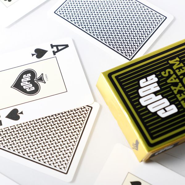 Пластиковые игральные карты Copag "Texas Hold'em" Gold черные CRD-0011292 фото
